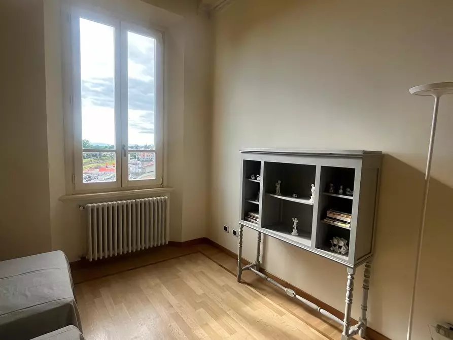 Immagine 23 di Appartamento in affitto  a Pietrasanta