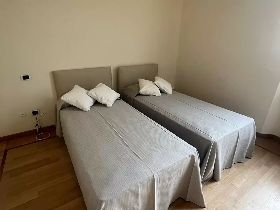 Immagine 24 di Appartamento in affitto  a Pietrasanta