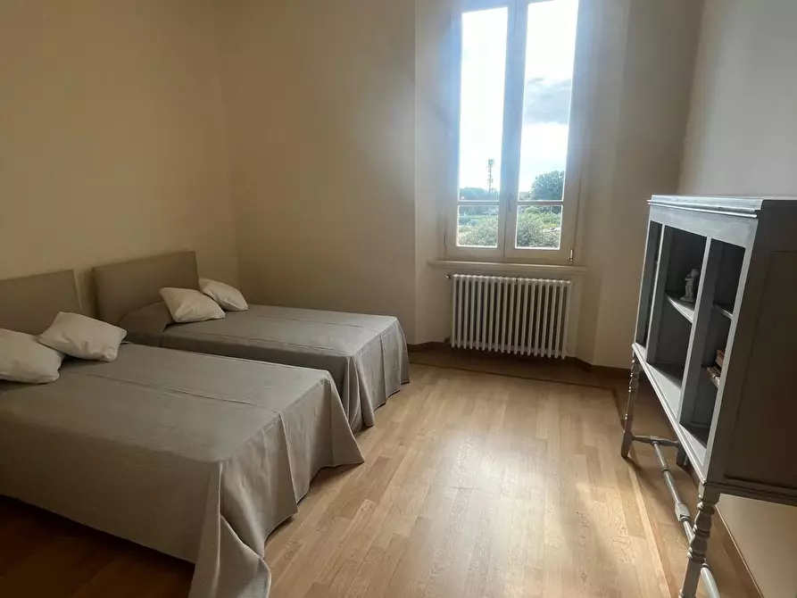 Immagine 14 di Appartamento in affitto  a Pietrasanta