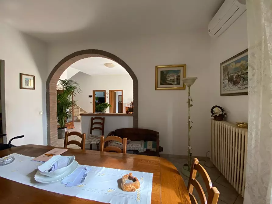 Immagine 7 di Villa in vendita  a San Miniato