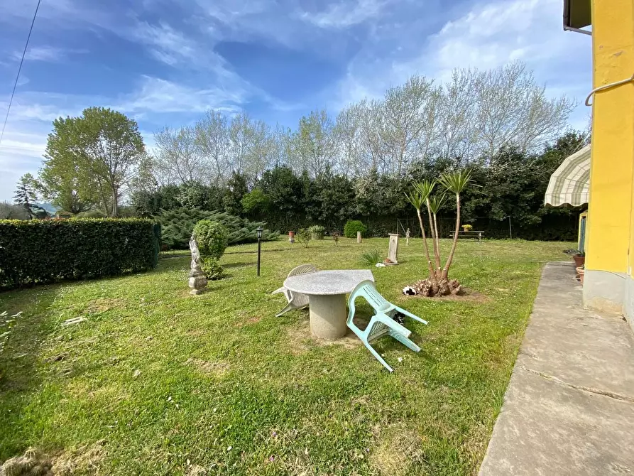 Immagine 33 di Villa in vendita  a San Miniato