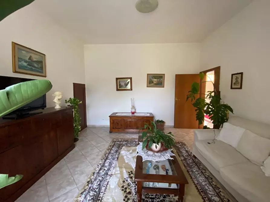 Immagine 9 di Villa in vendita  a San Miniato