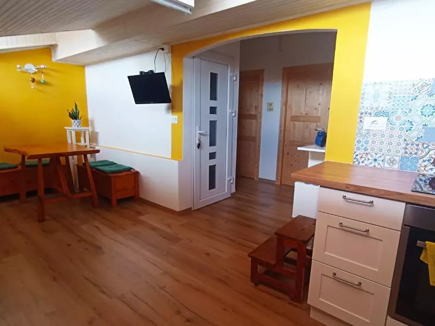 Immagine 11 di Mansarda in affitto  a Pisa