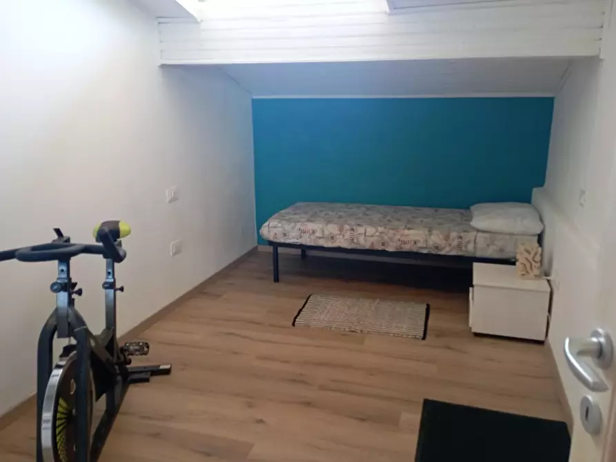 Immagine 9 di Mansarda in affitto  a Pisa