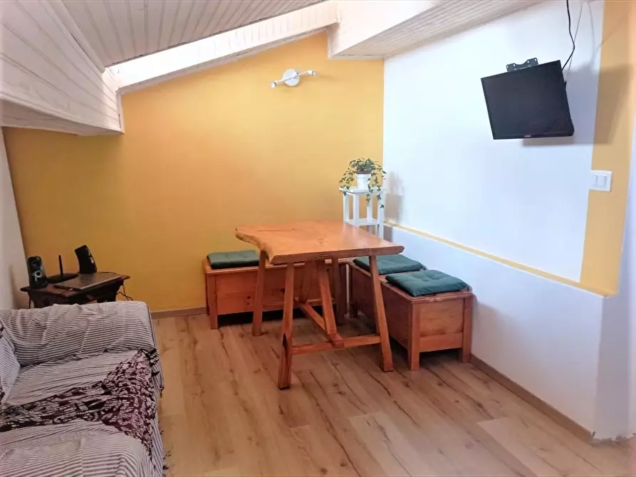 Immagine 13 di Mansarda in affitto  a Pisa