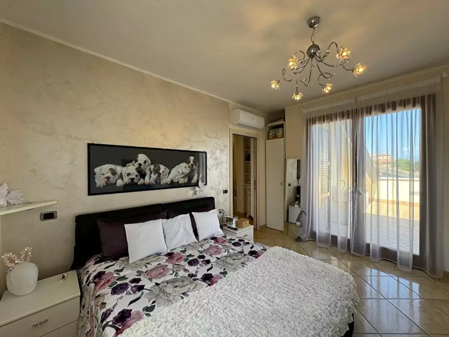 Immagine 20 di Villa in vendita  a Viareggio