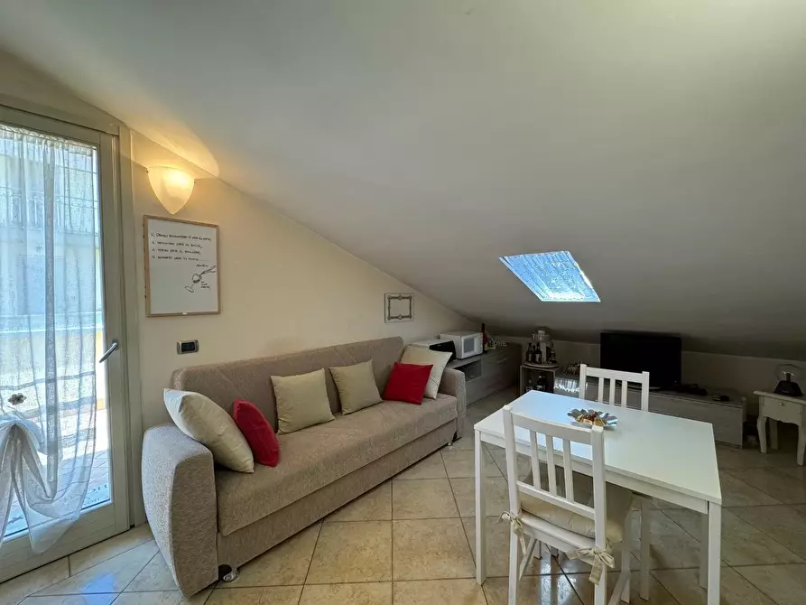 Immagine 17 di Villa in vendita  a Viareggio