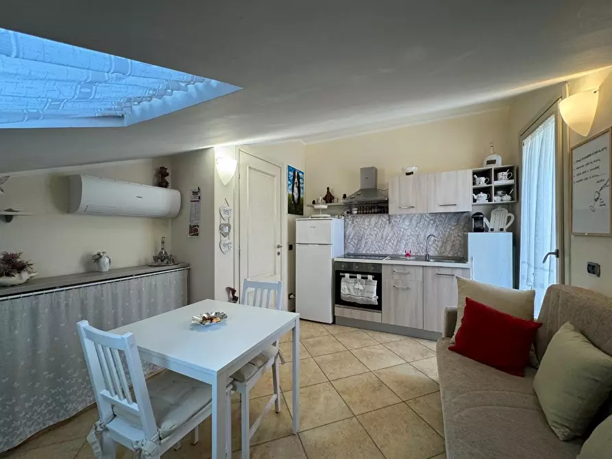 Immagine 16 di Villa in vendita  a Viareggio