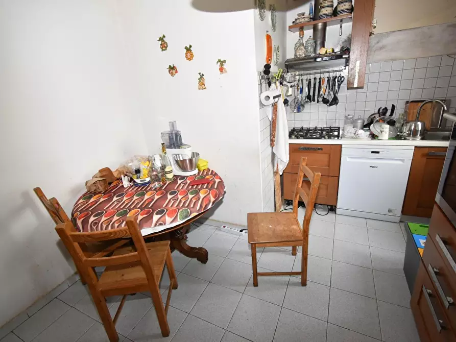 Immagine 51 di Villa in vendita  a Vecchiano