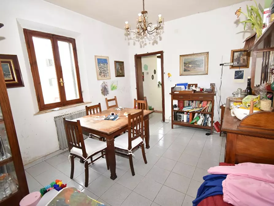 Immagine 53 di Villa in vendita  a Vecchiano