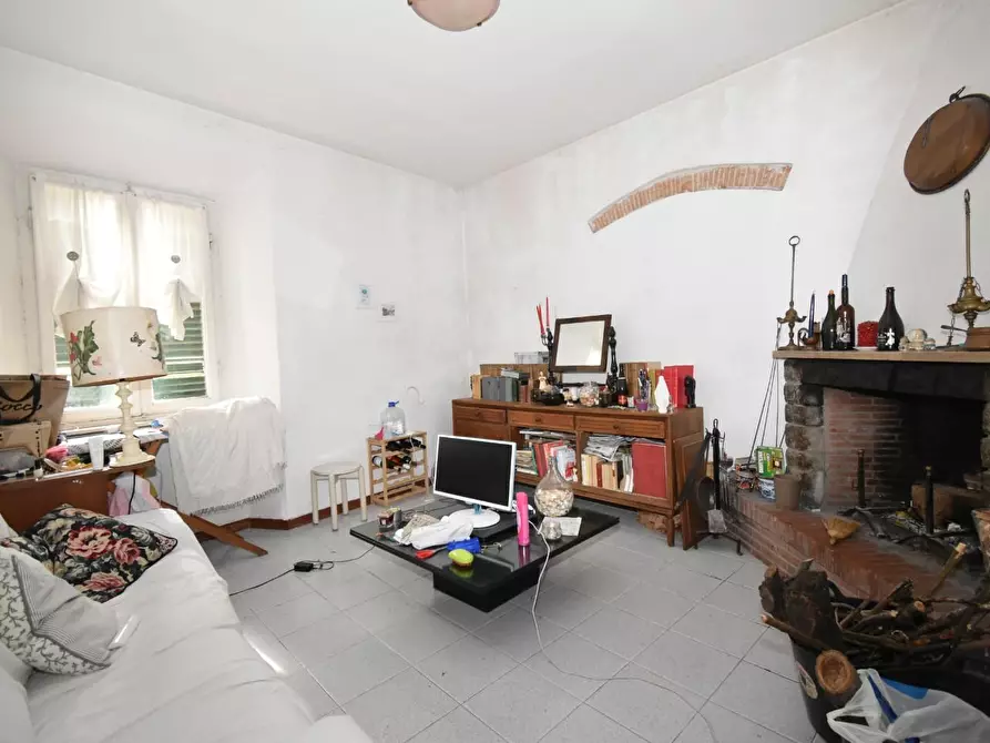 Immagine 6 di Villa in vendita  a Vecchiano