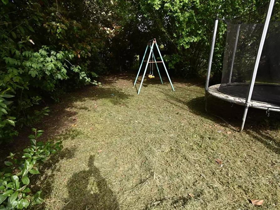 Immagine 41 di Villa in vendita  a Vecchiano