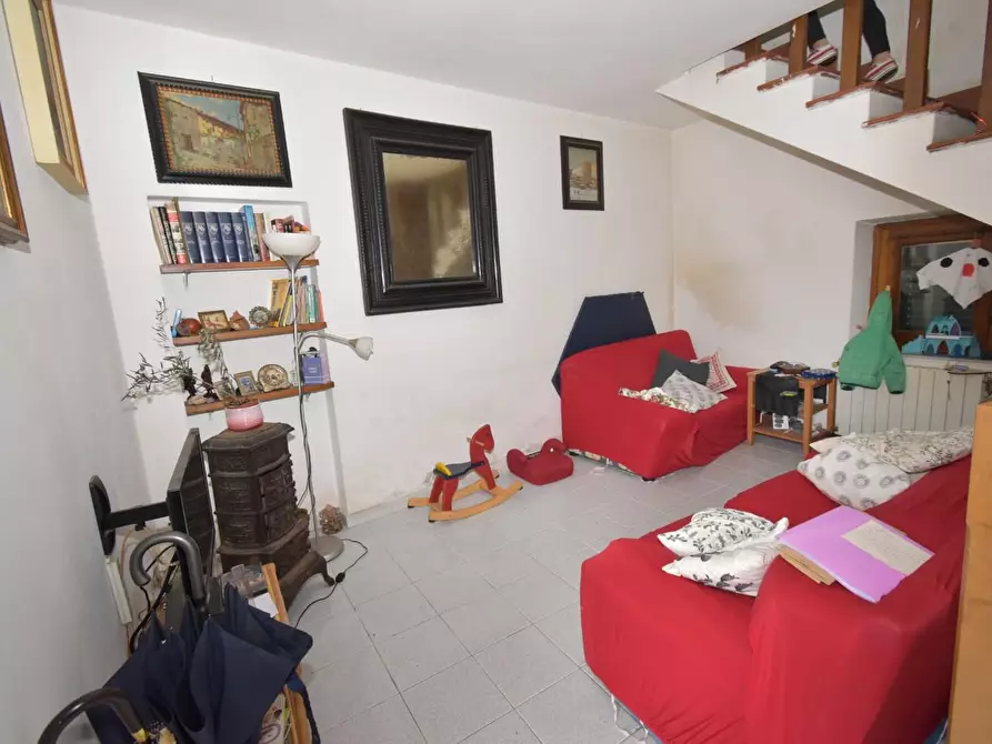 Immagine 45 di Villa in vendita  a Vecchiano