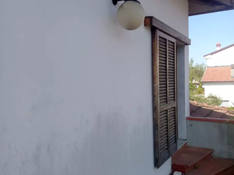 Immagine 4 di Casa bifamiliare in vendita  a Carrara