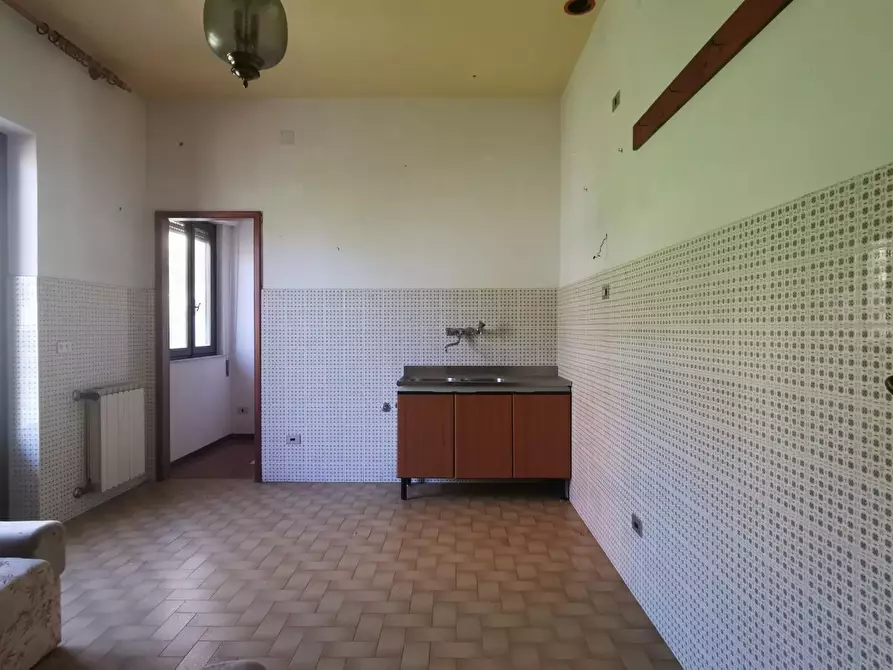 Immagine 13 di Casa indipendente in vendita  a Massarosa