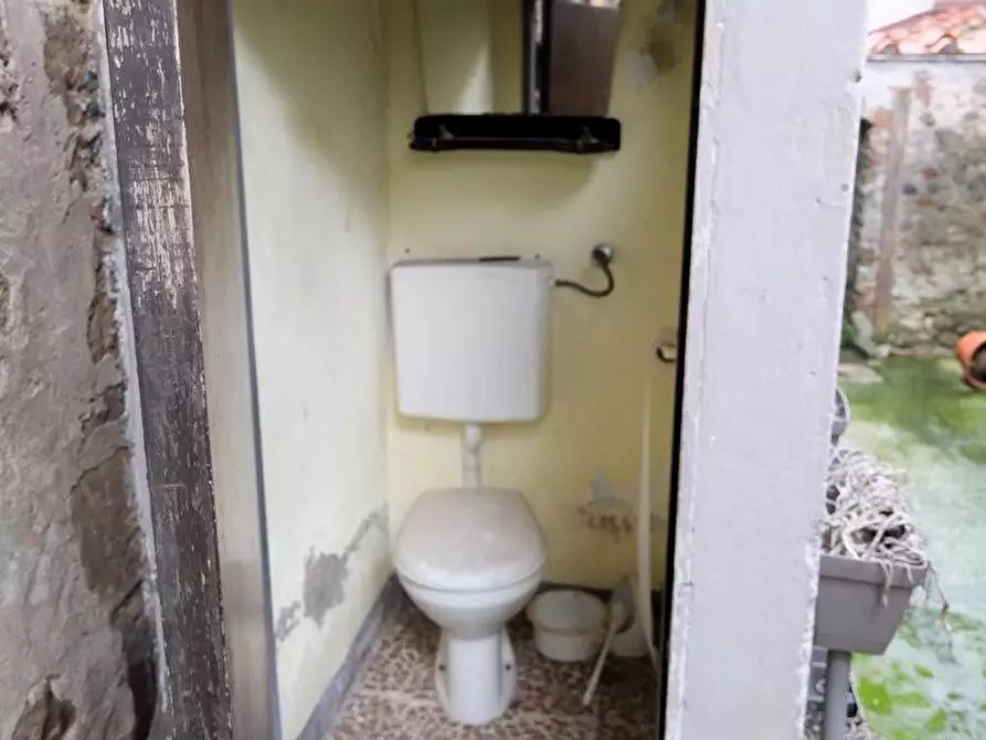 Immagine 29 di Terratetto in vendita  a Capannori