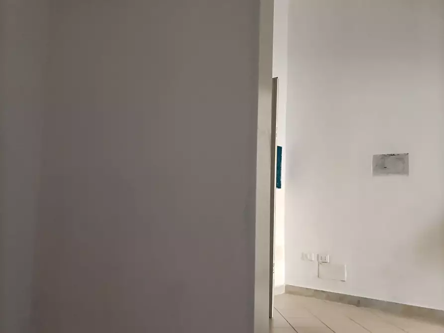 Immagine 2 di Appartamento in vendita  a Carrara