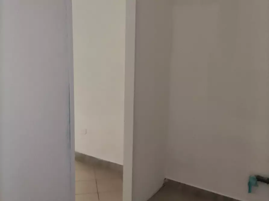 Immagine 3 di Appartamento in vendita  a Carrara