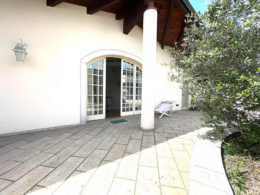 Immagine 22 di Villa in vendita  a Empoli