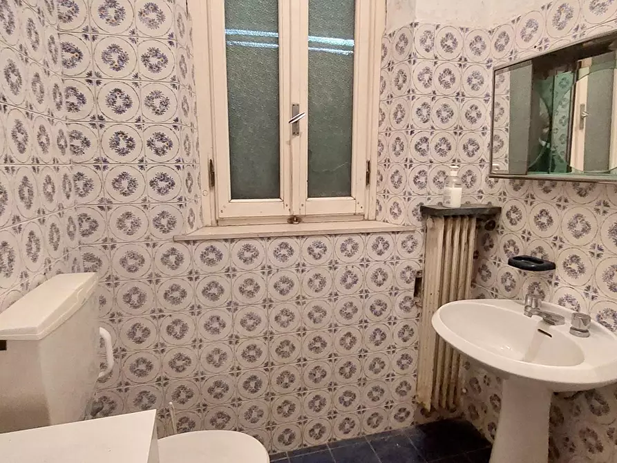 Immagine 12 di Villa in vendita  a Camaiore