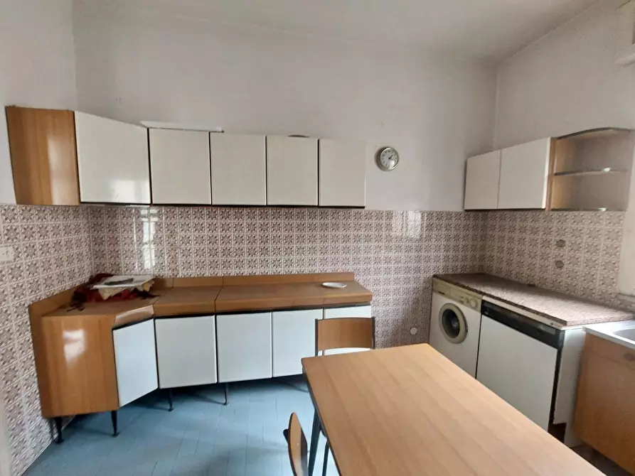 Immagine 34 di Villa in vendita  a Camaiore