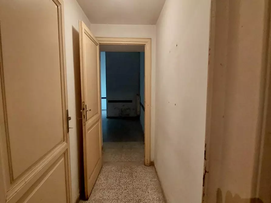 Immagine 15 di Villa in vendita  a Camaiore