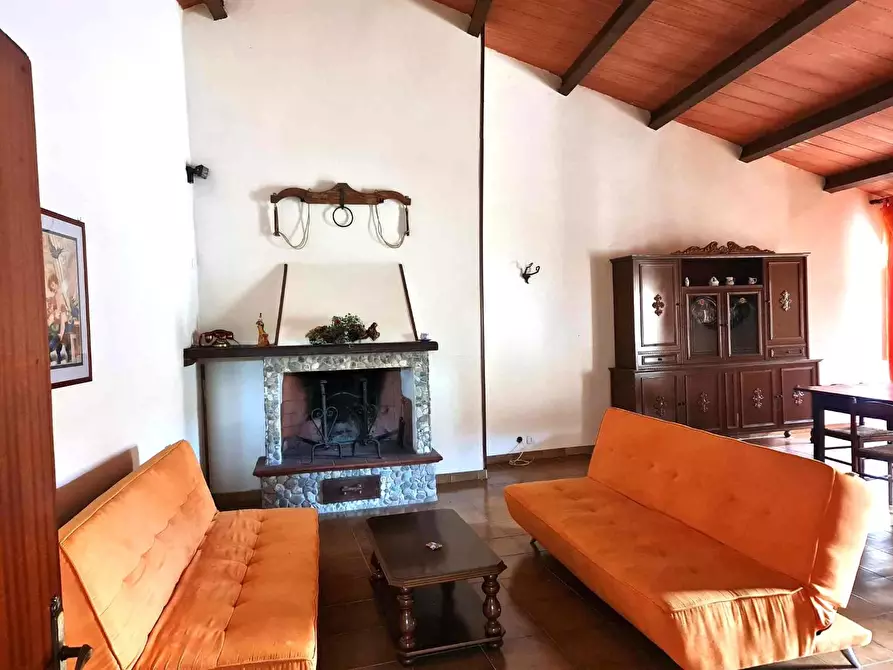 Immagine 10 di Appartamento in vendita  a Casole D'elsa