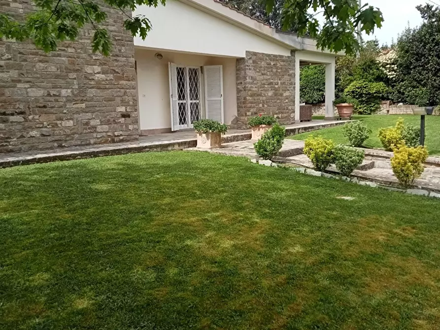 Immagine 34 di Villa in vendita  a Montelupo Fiorentino