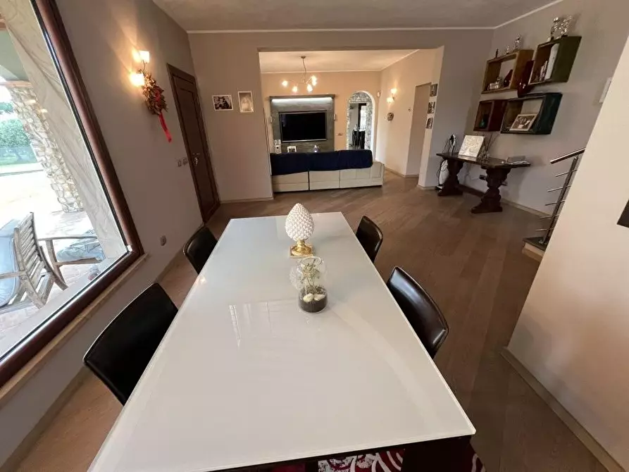 Immagine 11 di Villa in vendita  a San Vincenzo