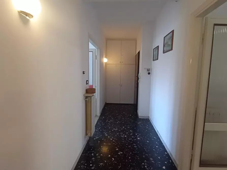 Immagine 17 di Appartamento in vendita  a Camaiore