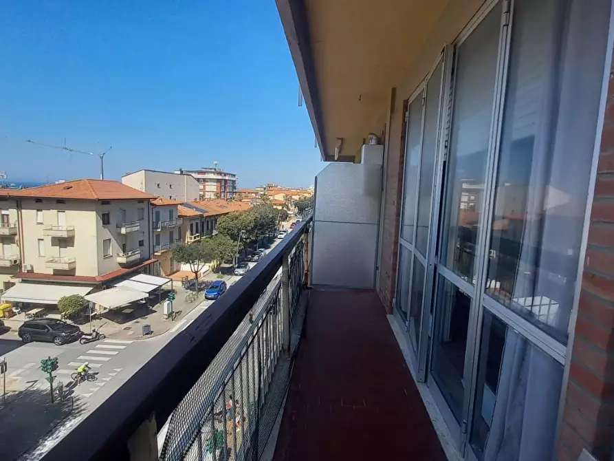 Immagine 6 di Appartamento in vendita  a Camaiore