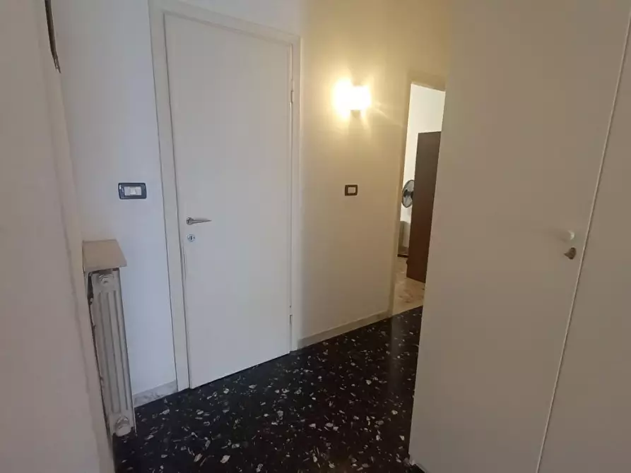 Immagine 18 di Appartamento in vendita  a Camaiore