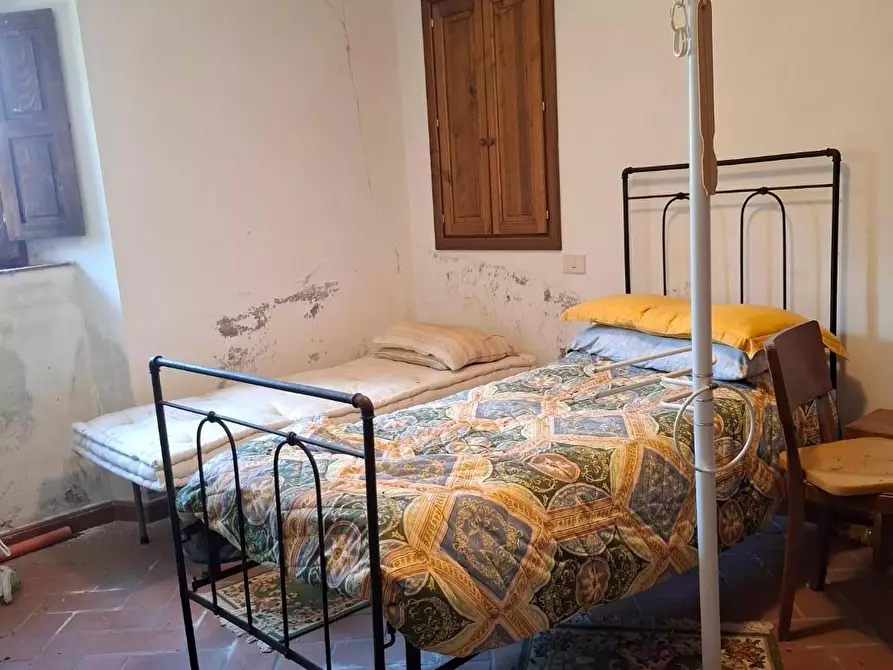 Immagine 24 di Rustico / casale in vendita  a Manciano