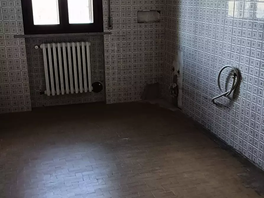 Immagine 4 di Casa bifamiliare in vendita  a San Giuliano Terme