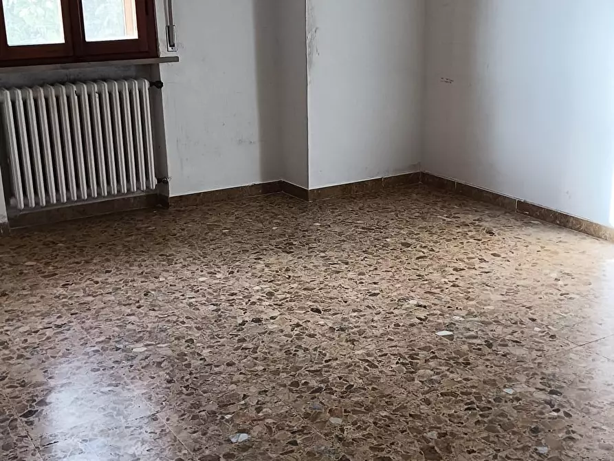 Immagine 7 di Casa bifamiliare in vendita  a San Giuliano Terme
