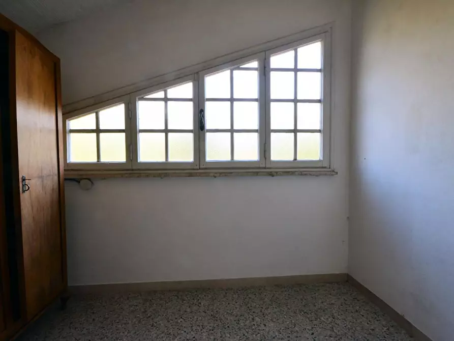 Immagine 30 di Villa in vendita  a Lucca