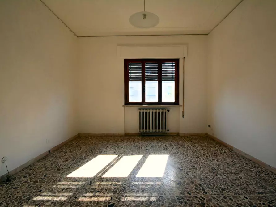 Immagine 29 di Villa in vendita  a Lucca