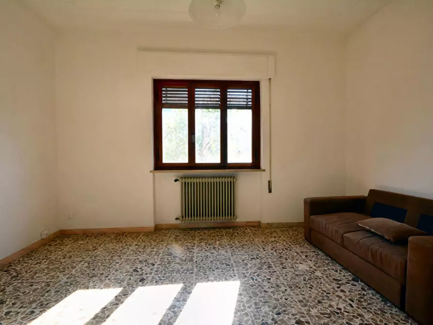 Immagine 23 di Villa in vendita  a Lucca