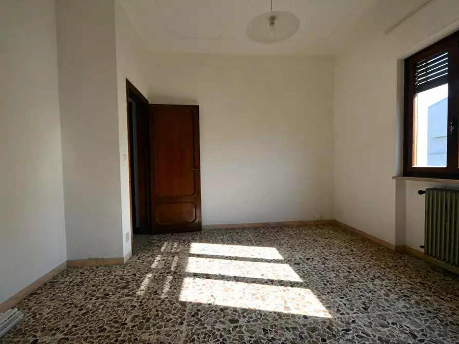 Immagine 24 di Villa in vendita  a Lucca