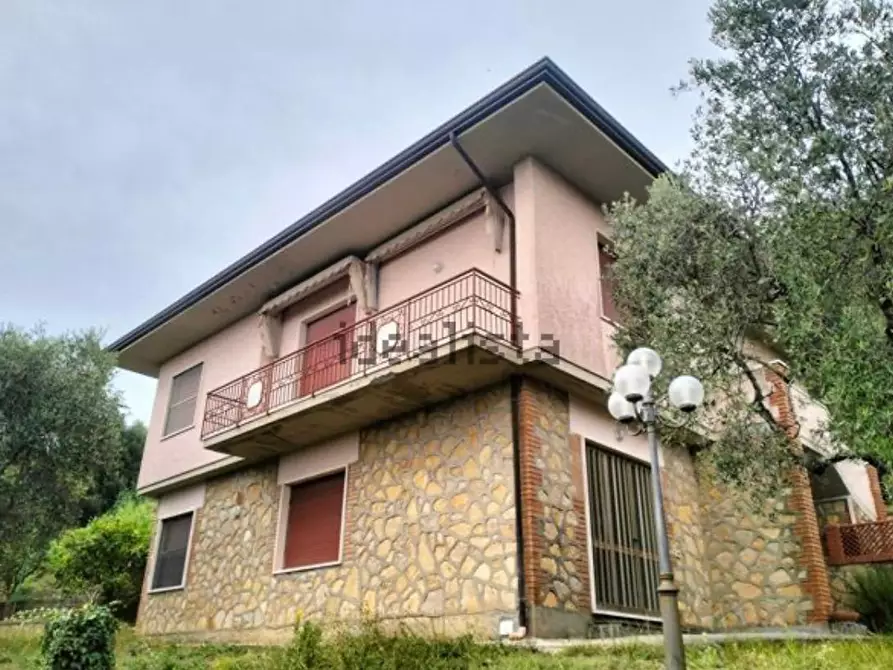 Immagine 29 di Villa in vendita  a Massarosa