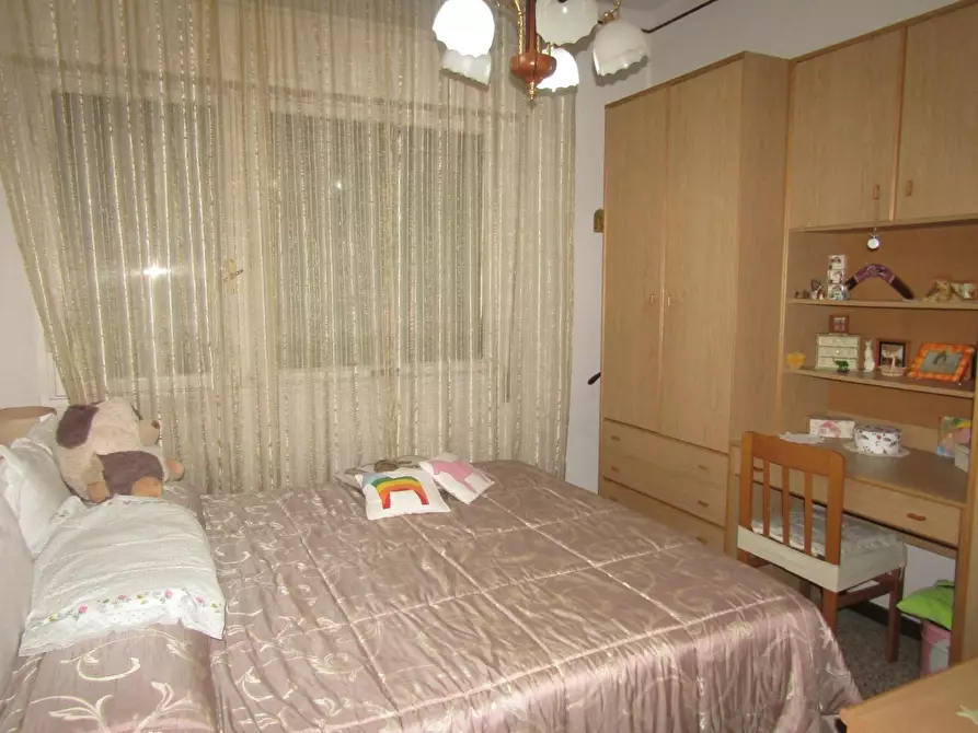 Immagine 7 di Appartamento in vendita  a Carrara