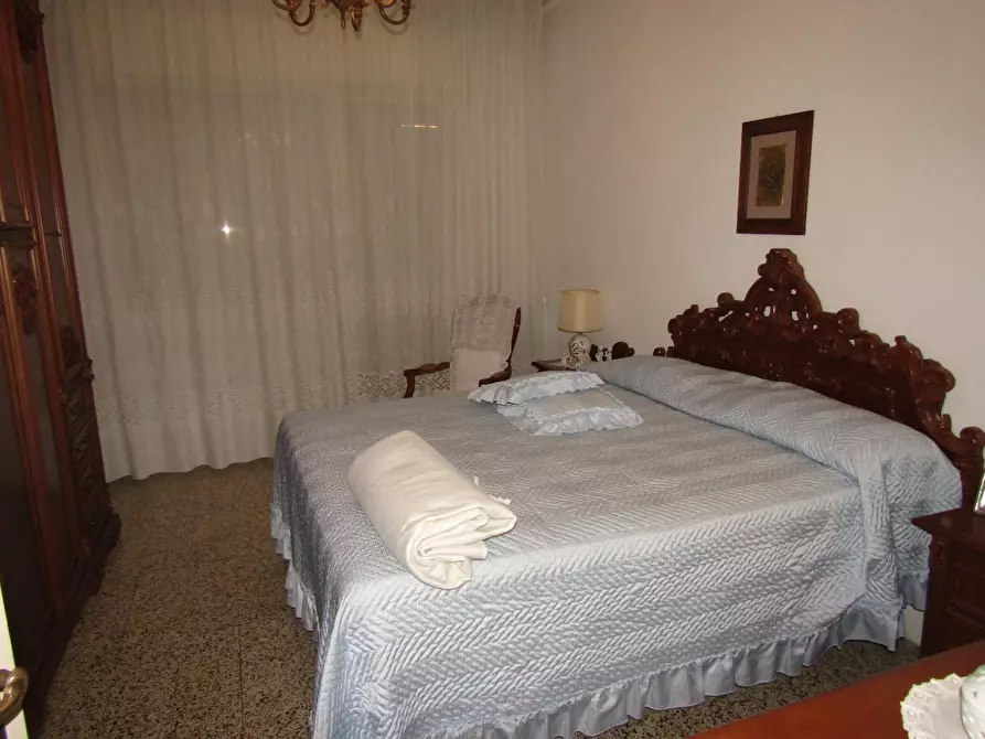 Immagine 8 di Appartamento in vendita  a Carrara