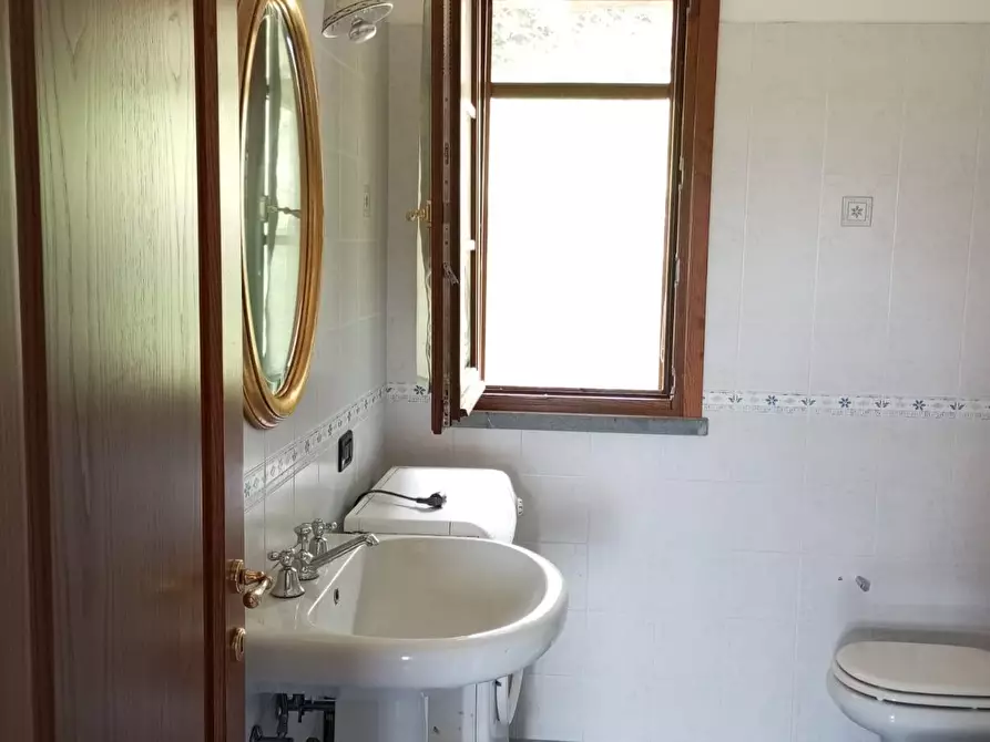 Immagine 7 di Casa indipendente in vendita  a Montopoli In Val D'arno