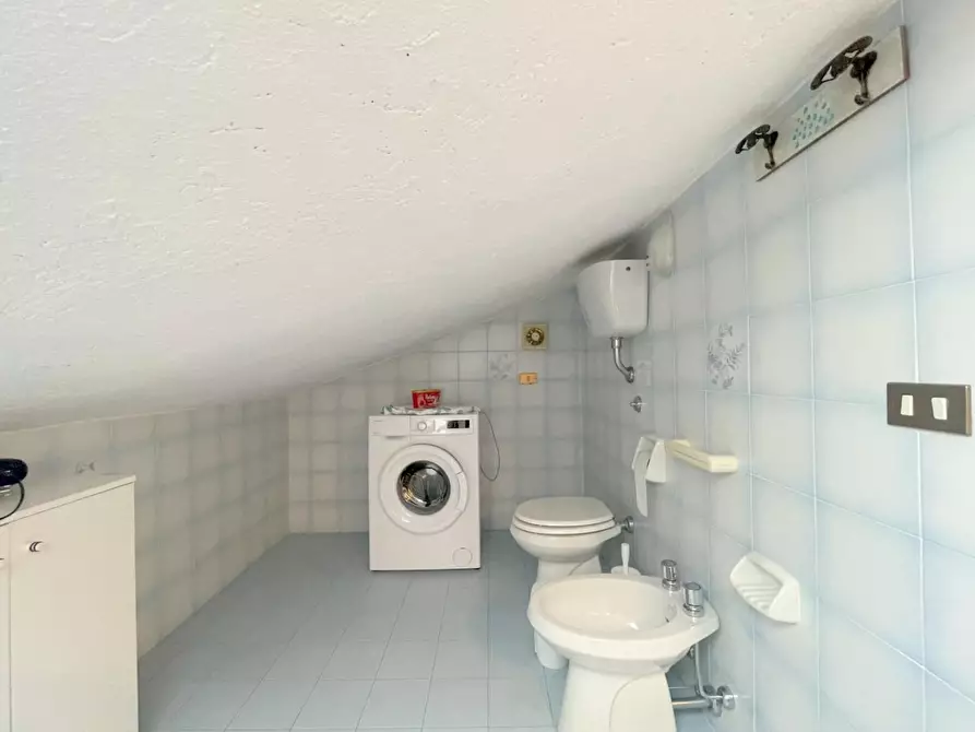 Immagine 31 di Villa in vendita  a Massarosa