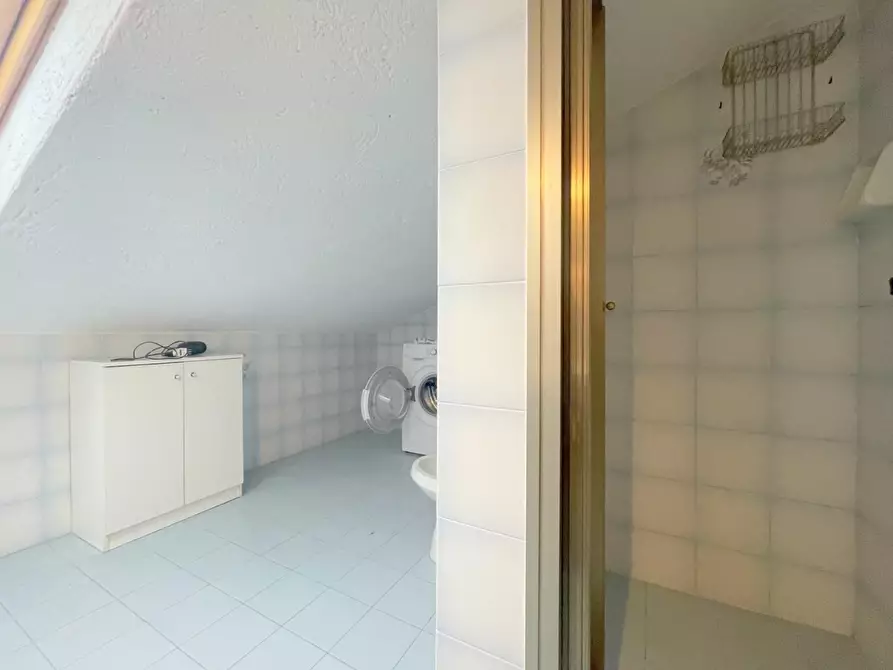 Immagine 30 di Villa in vendita  a Massarosa