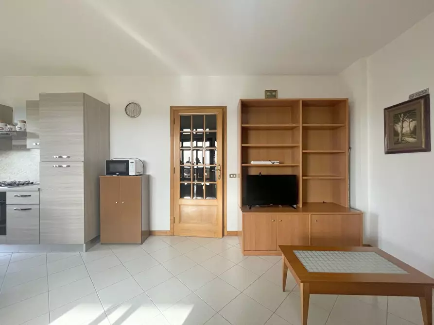 Immagine 2 di Villa in vendita  a Massarosa