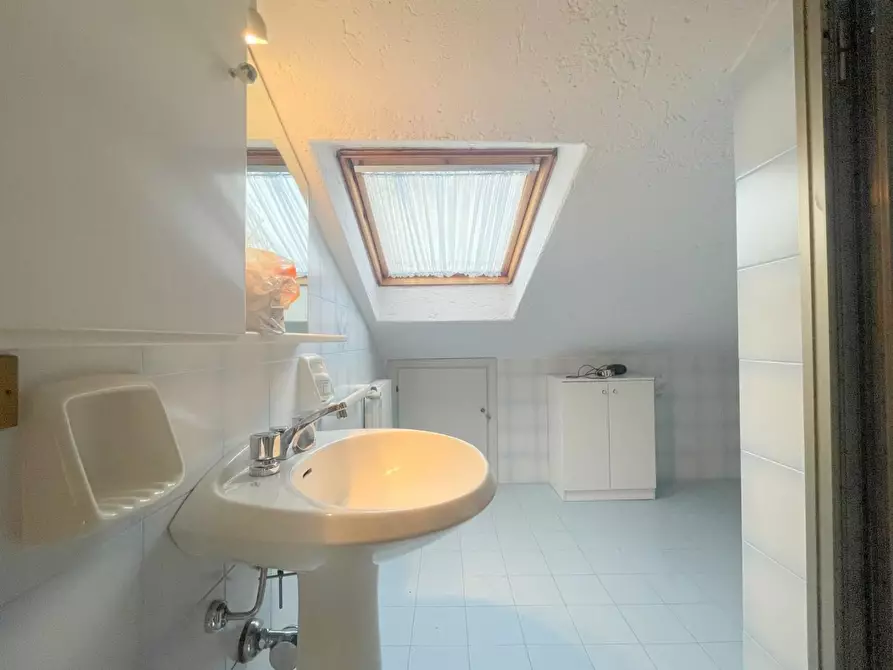 Immagine 29 di Villa in vendita  a Massarosa