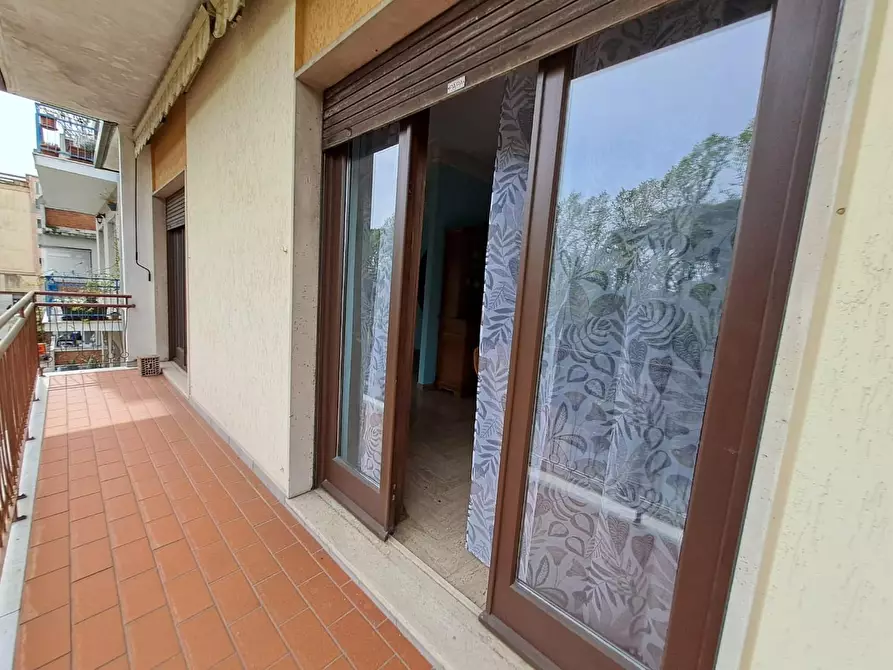 Immagine 9 di Appartamento in affitto  a Carrara