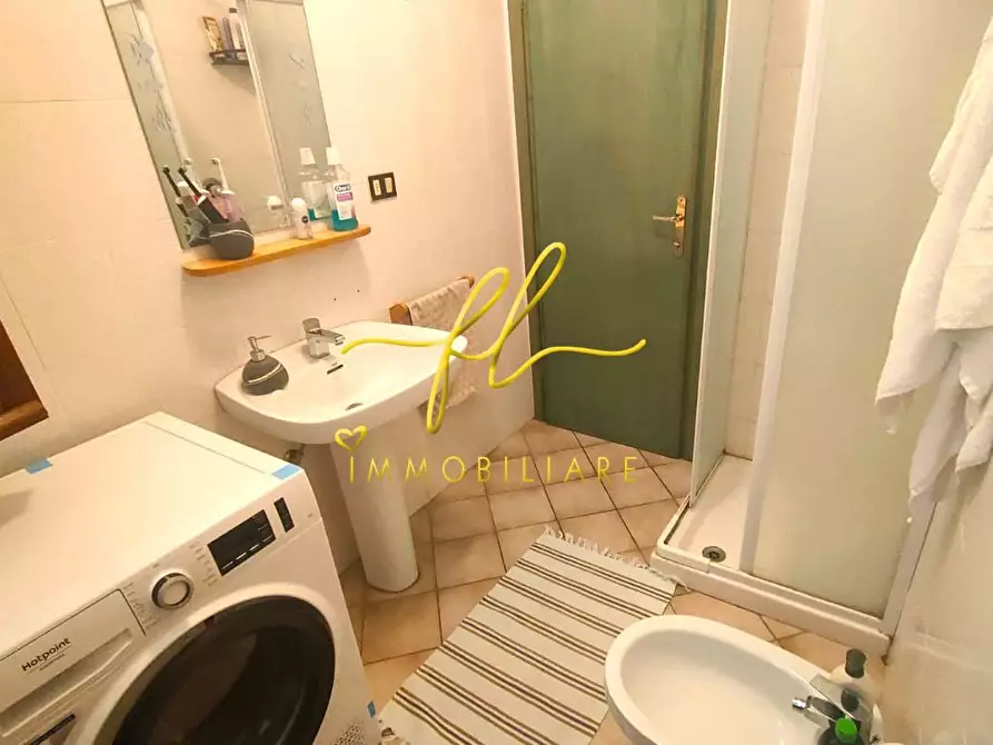 Immagine 12 di Appartamento in vendita  a Sassetta