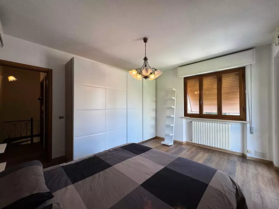 Immagine 9 di Porzione di casa in affitto  a Seravezza